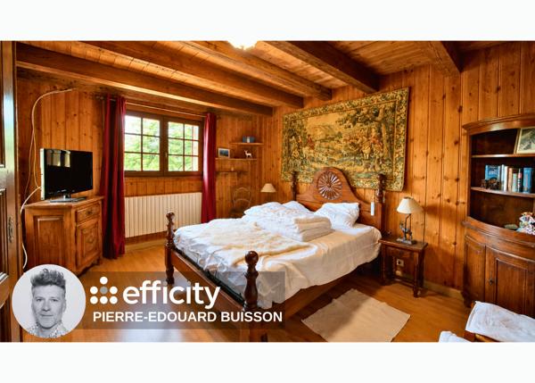 Maison
         6 pièces
        - 174 m² Bien prestige 850 000 € *