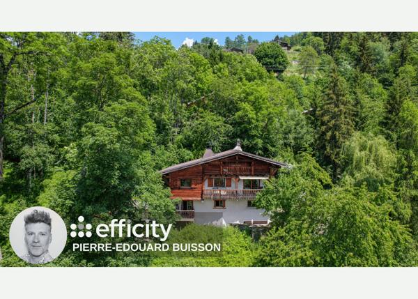 Maison
         6 pièces
        - 174 m² Bien prestige 850 000 € *