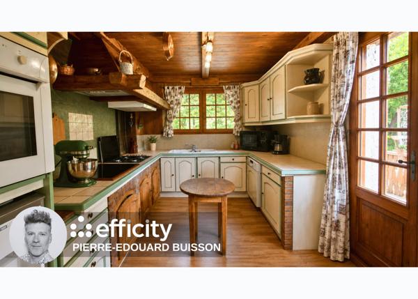Maison
         6 pièces
        - 174 m² Bien prestige 850 000 € *