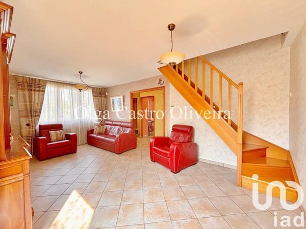 Maison traditionnelle 5 pièces de 86 m² à Viry-Châtillon (91170)