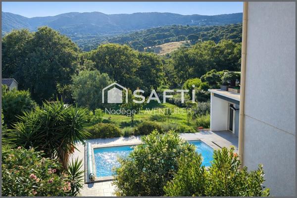 Villa T5 avec piscine et garage proche Ajaccio