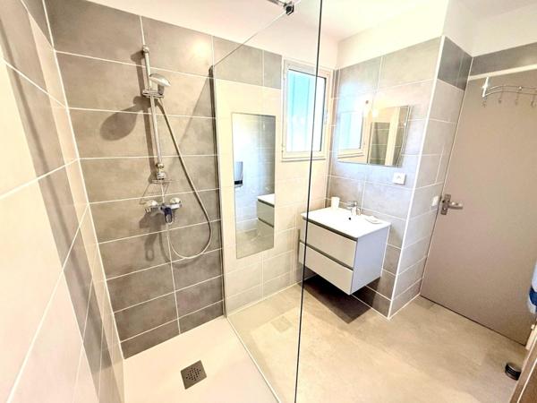 Villa T5 avec piscine et garage proche Ajaccio