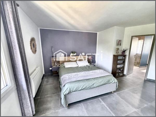 Villa T5 avec piscine et garage proche Ajaccio