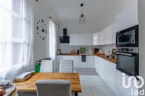 Maison de ville 7 pièces de 176 m² à Sully-sur-Loire (45600)