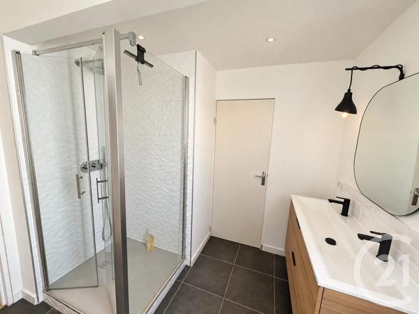 Appartement F4 à vendre  4 pièces - 80 m 2   PAU  - 64
