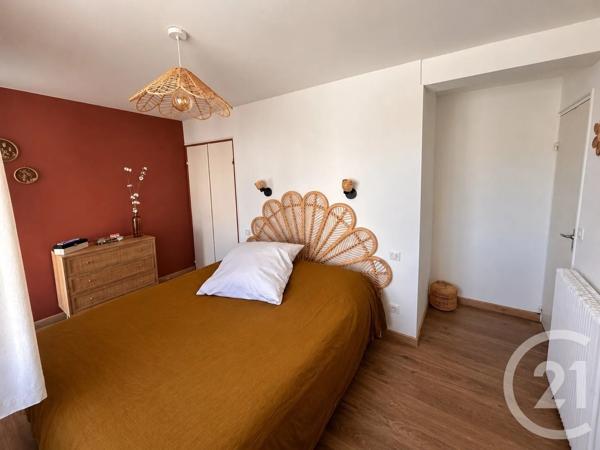 Appartement F4 à vendre  4 pièces - 80 m 2   PAU  - 64