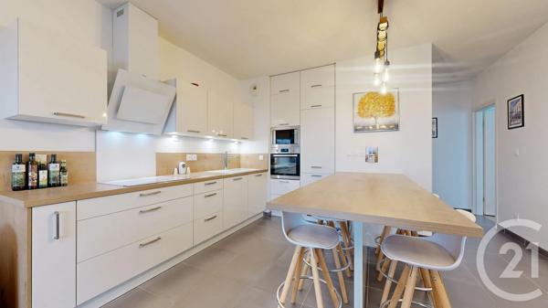 Appartement T3 à vendre  3 pièces - 63,90 m 2   ANGLET  - 64