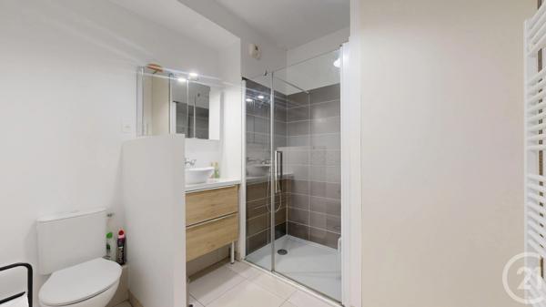 Appartement T3 à vendre  3 pièces - 63,90 m 2   ANGLET  - 64