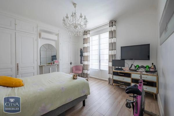 Vente maison 9 pièces de 230m²