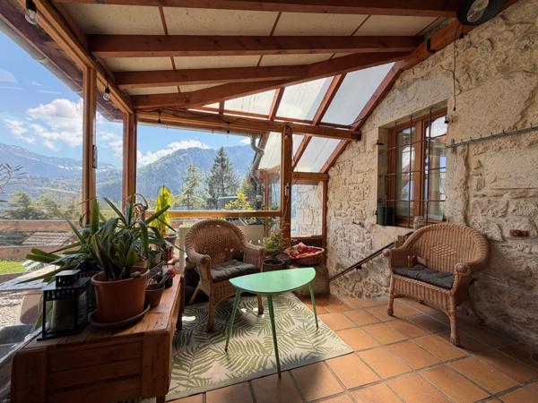 Corbel (73160) Magnifique maison en pierre - entièrement rénovée - Vue dominante imprenable - exceptionnelle - 25mn Chambéry