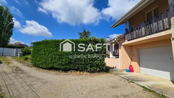 Coup de cœur en devenir : maison avec beau potentiel dans un cadre paisible