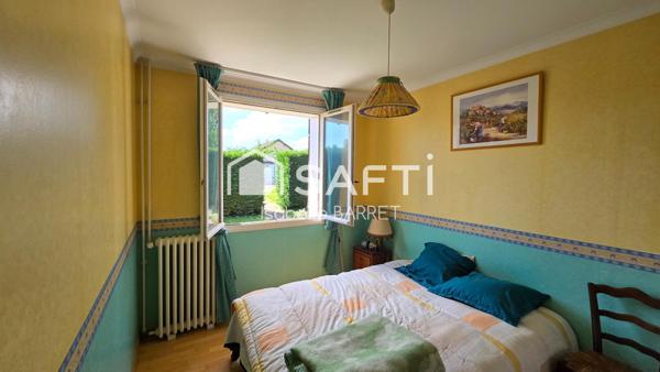 Coup de cœur en devenir : maison avec beau potentiel dans un cadre paisible