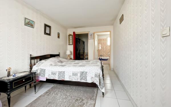 Maison à vendre    5 pièces • 99,01 m2 Fréjus