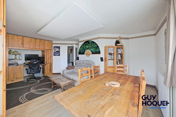 Appartement 2 pièce(s) 50 m2 avec balcon et box