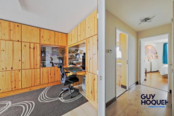 Appartement 2 pièce(s) 50 m2 avec balcon et box