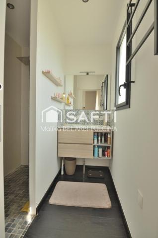 Plain-pied récent 3 chambres + bureau – Parfait état