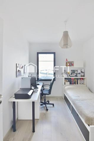 Plain-pied récent 3 chambres + bureau – Parfait état