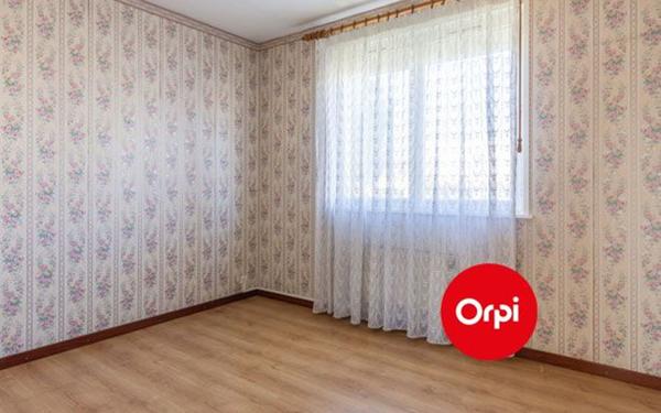 Maison à vendre    5 pièces • 113 m2 Saint-Priest