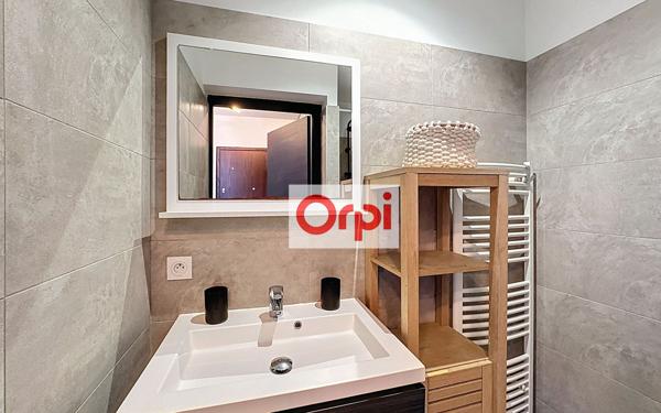 Appartement à vendre    3 pièces • 45,15 m2 Porto-Vecchio