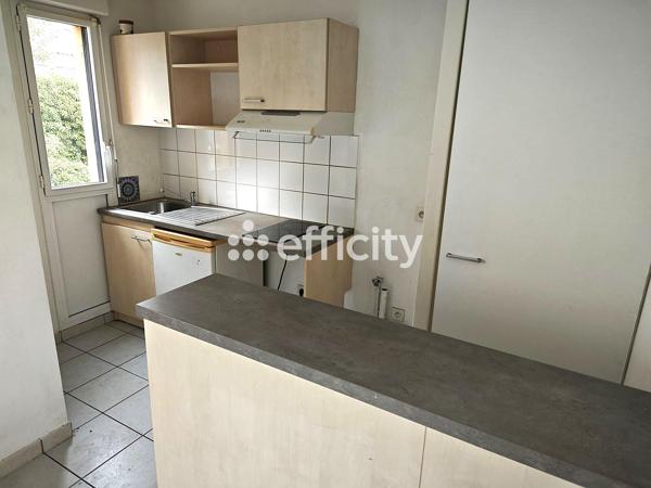 Appartement
         2 pièces
        - 45 m² Exclusivité 90 000 € *