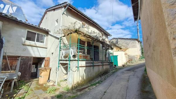 MAISON DE VILLAGE + CAVE