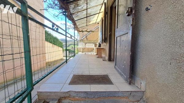 MAISON DE VILLAGE + CAVE