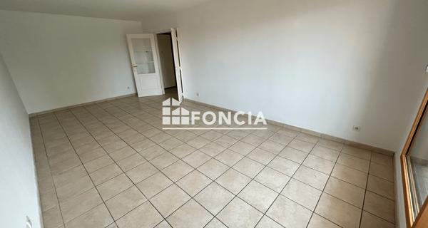 Location Appartement 3 pièces 80.42 m² - Genas 69740