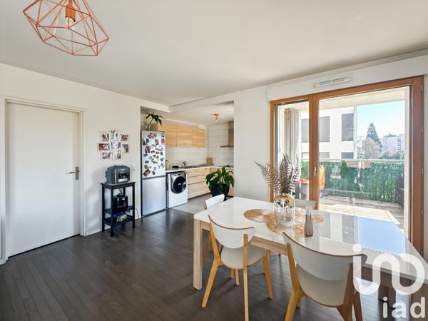 Appartement 4 pièces de 77 m² à Massy (91300)