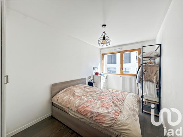 Appartement 4 pièces de 77 m² à Massy (91300)