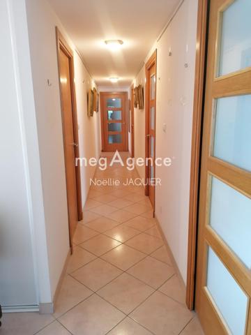 Appartement à CHERBOURG-EN-COTENTIN, 50100 - 6 pièces 174m²