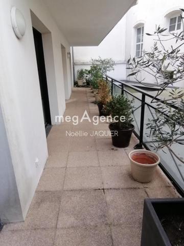 Appartement à CHERBOURG-EN-COTENTIN, 50100 - 6 pièces 174m²