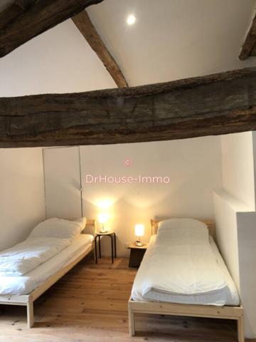 Maison à vendre 9 pièces de 300 m²