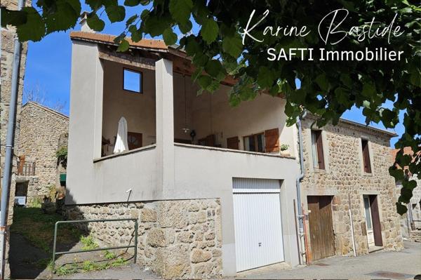 Coup de cœur assuré pour cette maison de village pleine de charme !
