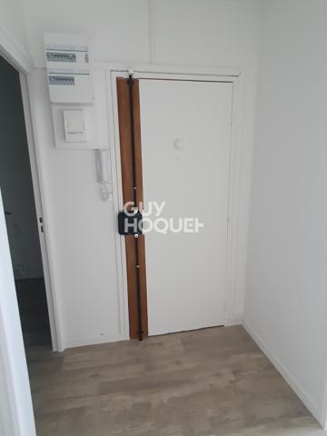 APPARTEMENT À VENDRE DE 5 PIÈCES DE 81,60 M²