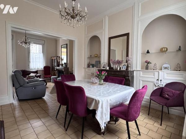 CALAIS - HOTEL DE VILLE - MAISON BOURGEOISE