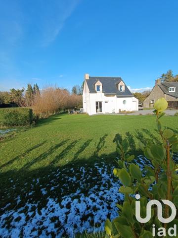 Maison traditionnelle 5 pièces de 72 m² à Quintin (22800)