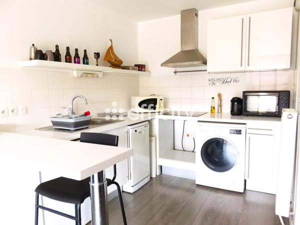 Appartement
         2 pièces
        - 41 m² 178 500 € *