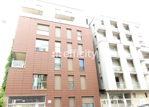 Appartement
         2 pièces
        - 41 m² 168 500 € *