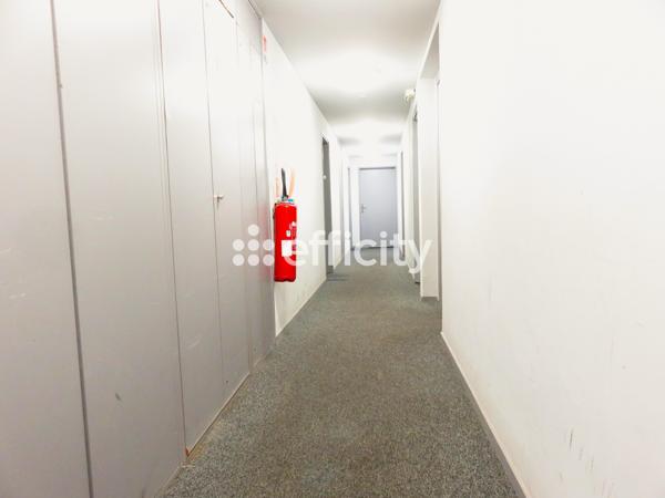 Appartement
         2 pièces
        - 41 m² 178 500 € *