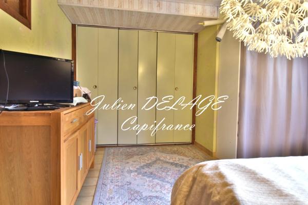 Joli appartement avec cour privative sur EMBRUN proche du centre ville (05)