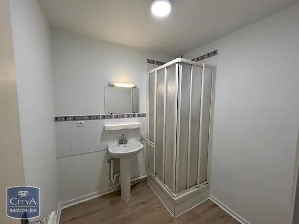 Appartement à louer 2 pièces 49.74m²