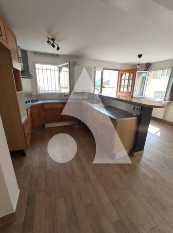 Maison 5 pièces 94.74 m2
