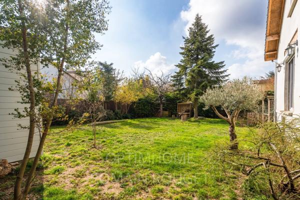 CHATOU HAUT - Maison 4 CH + Dépendance