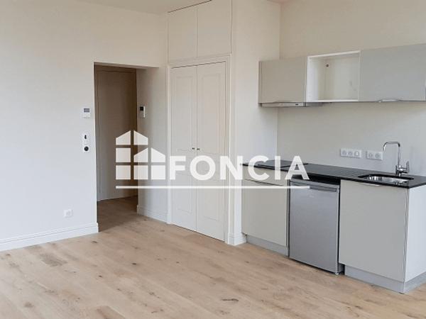 Location Studio 34.61 m² - 43 RUE MAUNOURY Chartres 28000