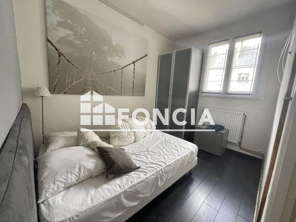 Location Appartement meublé 2 pièces 56.53 m² - 9 RUE DES HALLES Tours 37000