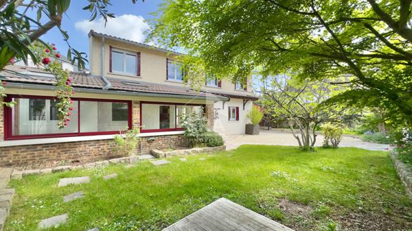 MAISON 7 PIÈCES 146M2 À ATHIS MONS, CALME ET ÉNERGIE SOLAIRE