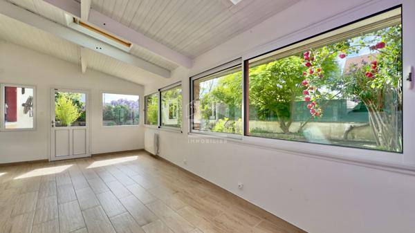 MAISON 7 PIÈCES 146M2 À ATHIS MONS, CALME ET ÉNERGIE SOLAIRE