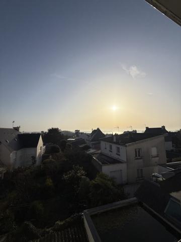 LARMOR PLAGE - APPARTEMENT 2 CHAMBRES