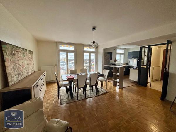 Appartement à louer 4 pièces 115.53m²