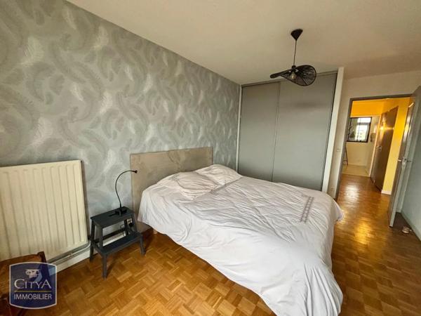 Appartement à louer 4 pièces 115.53m²